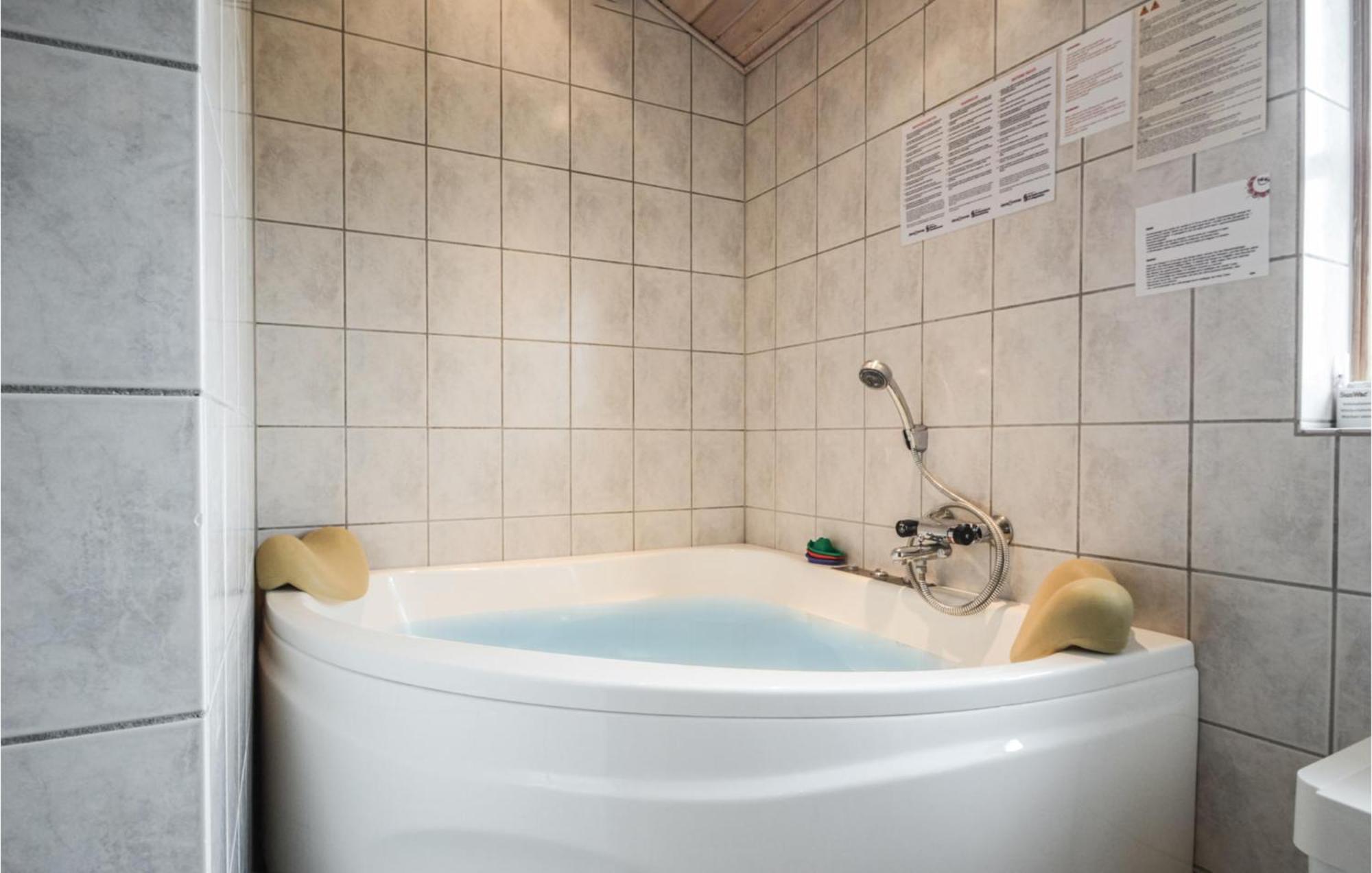 Gorgeous Home In Haderslev With Kitchen Arosund Ngoại thất bức ảnh
